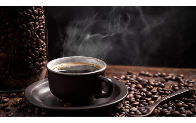 咖啡半年报｜行业迈入新一轮扩张周期，&ldquo;咖啡与茶饮&rdquo;边界消融抢占全时段消费 Coffee Half Year Report - The industry enters a new round of expansion cycle, and the boundary between "coffee and tea drinks" is melting to 